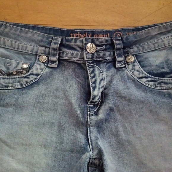 Jean shorts - Picture 2 of 5